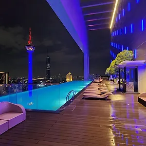 kl-platinum-suite-42-luxury-stay.kualalumpurs-hotels.com/